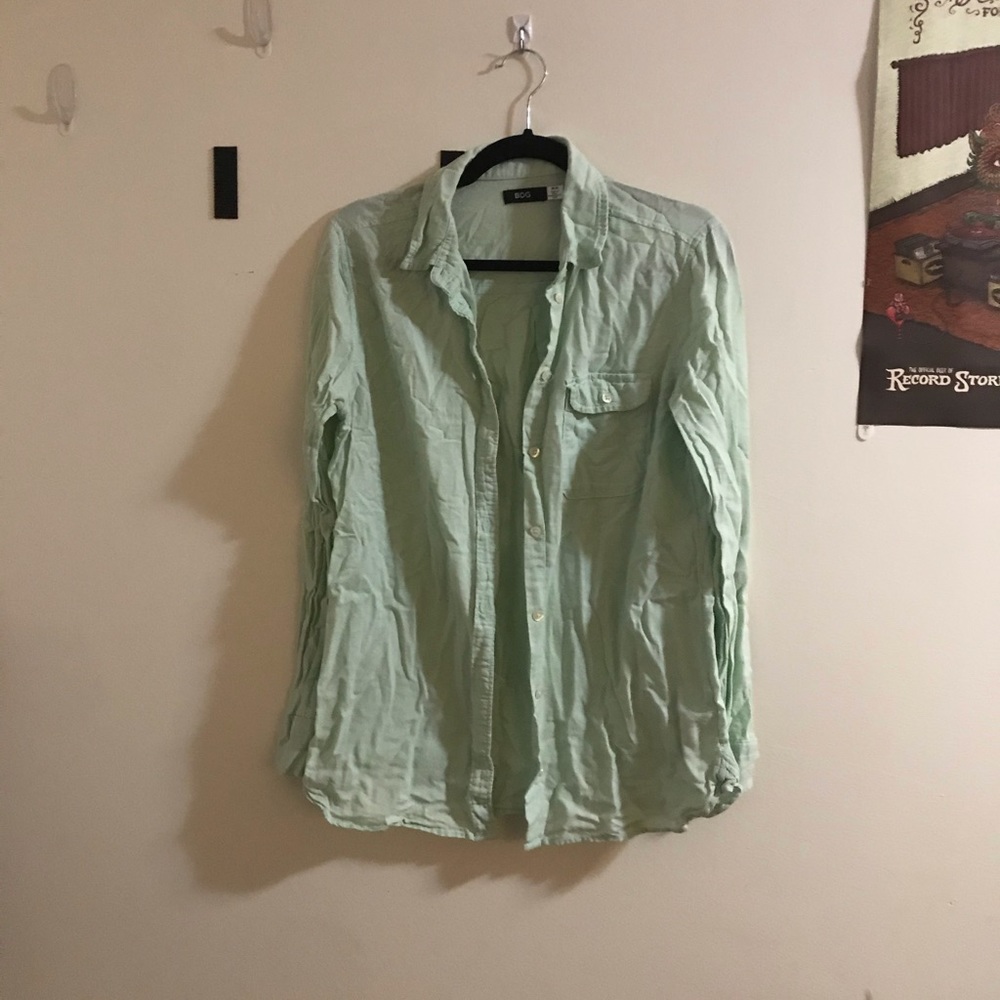 Sea foam long sleeve shirt